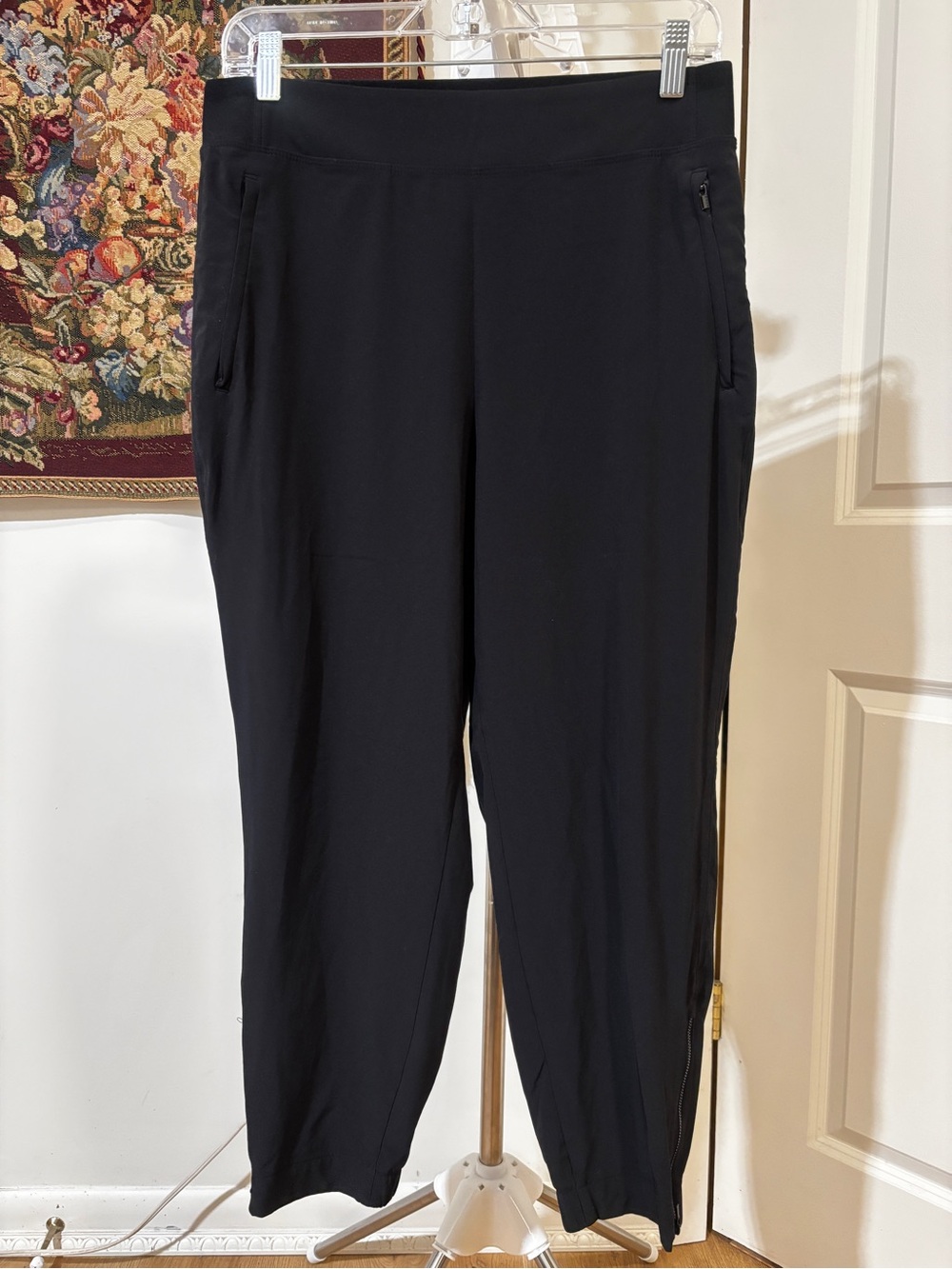 Athleta Black Ankle Zip Pants 10P Petite Stretch Travel Jogger